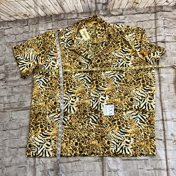 NWT Stylore men’s button down short sleeve animal, print shirt size XXL & XL - Picture 10 of 10